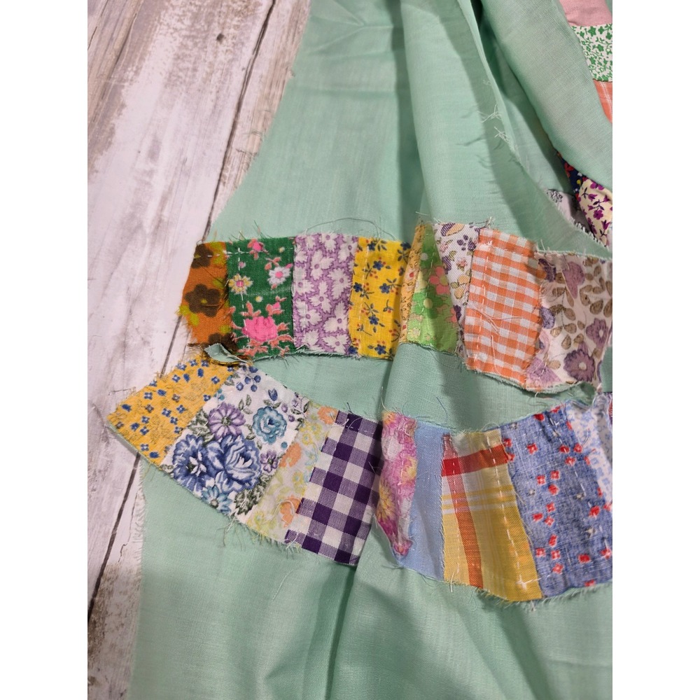 Vintage Double Wedding Ring Quilt Top Mint Green Multi Scrap Patchwork 55x93 - Picture 7 of 9